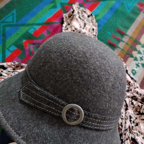 Bucket hat - Picture 2 of 4